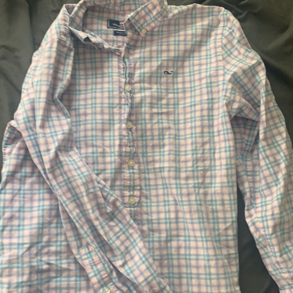 pink and blue vineyard vines button down